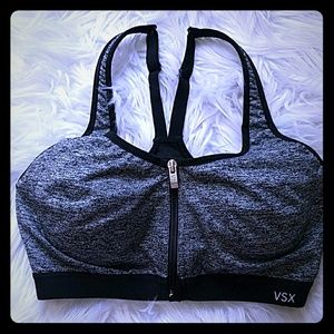 Victoria's Secret VSX Sports Bra 32 D